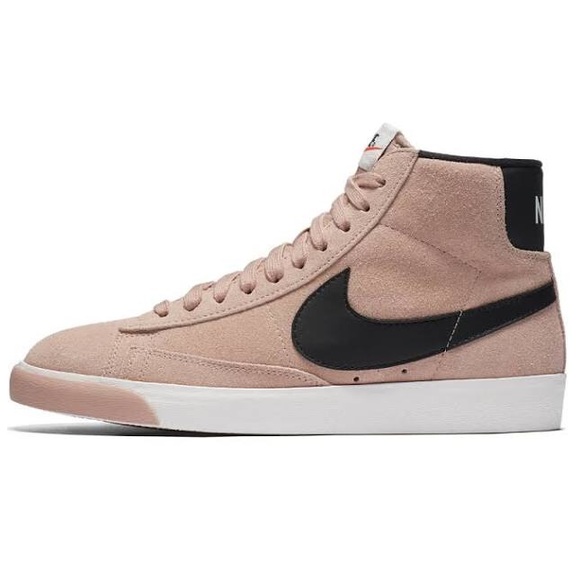 Nike Shoes - 🌸 Women Nike Blazer mid vintage sneakers size 8